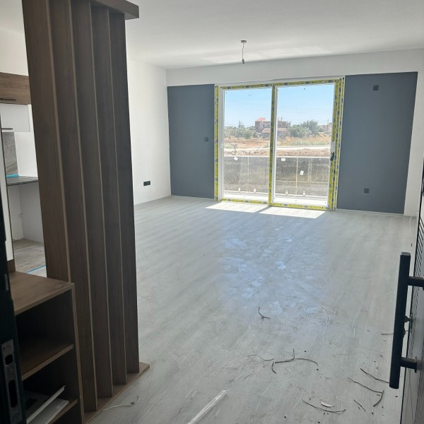 120 Net Kullanım Alanlı Kısa Katlı Site İçi Kiralık Ek Resim