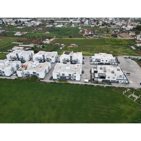 120 Net Kullanım Alanlı Kısa Katlı Site İçi Kiralık 1